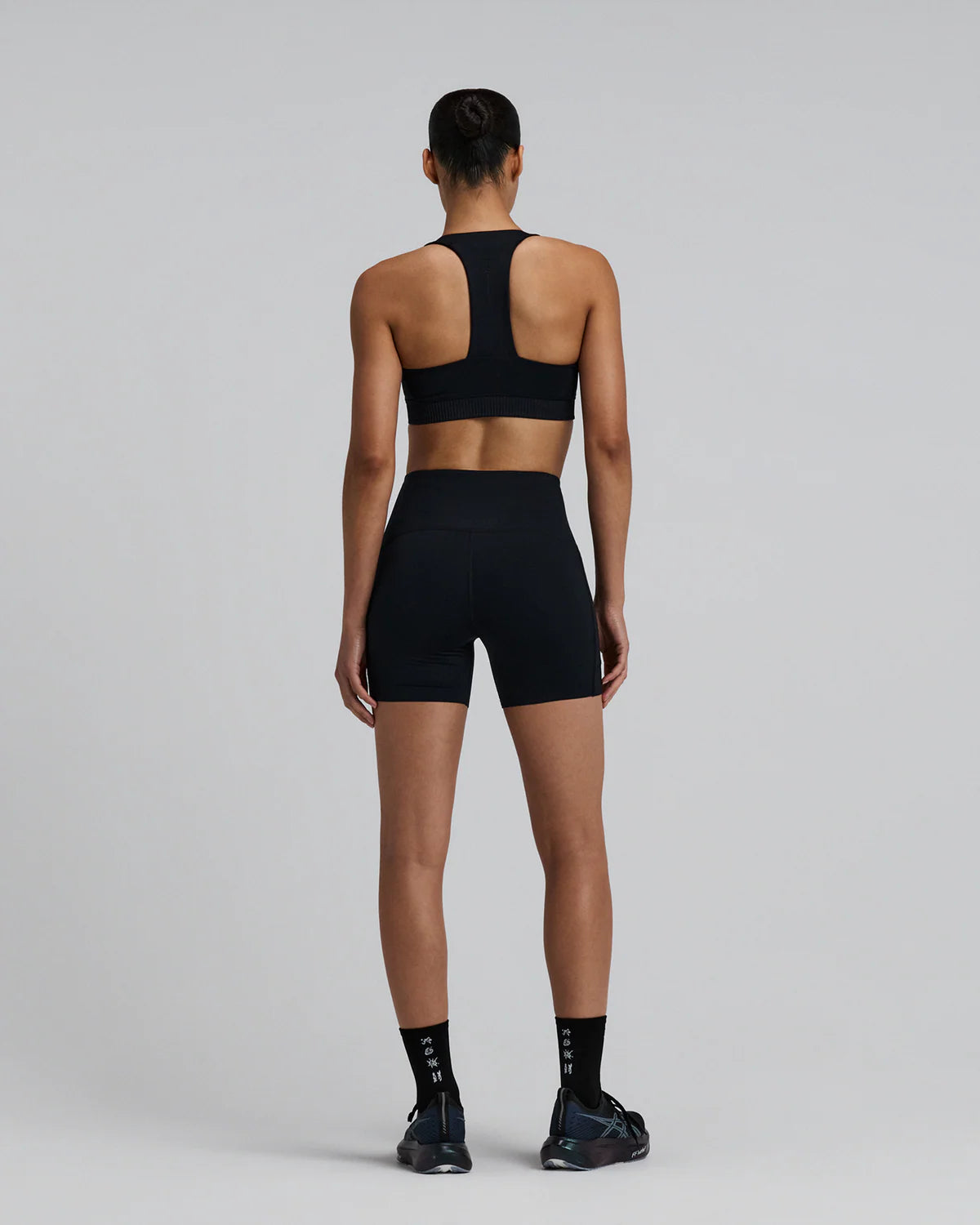 Bandit Running Women's Stamina-V™ High Waist 5" Compression Short - Black