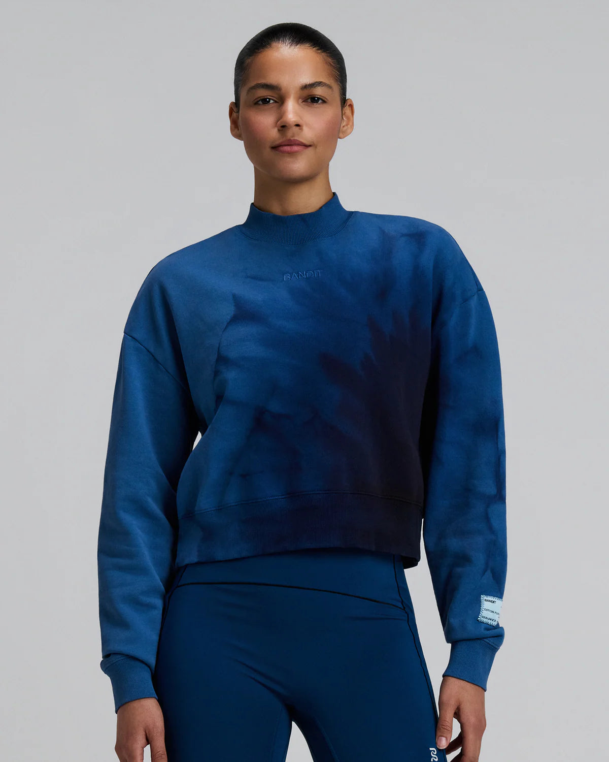 Bandit Running Women's Cropmock Pullover - Aegean Blue Wave Print