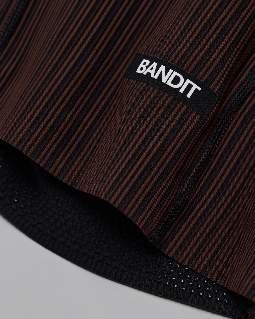 Bandit Running Women's Striped Cadence™ 5" Compression Shorts - Cacao / Black