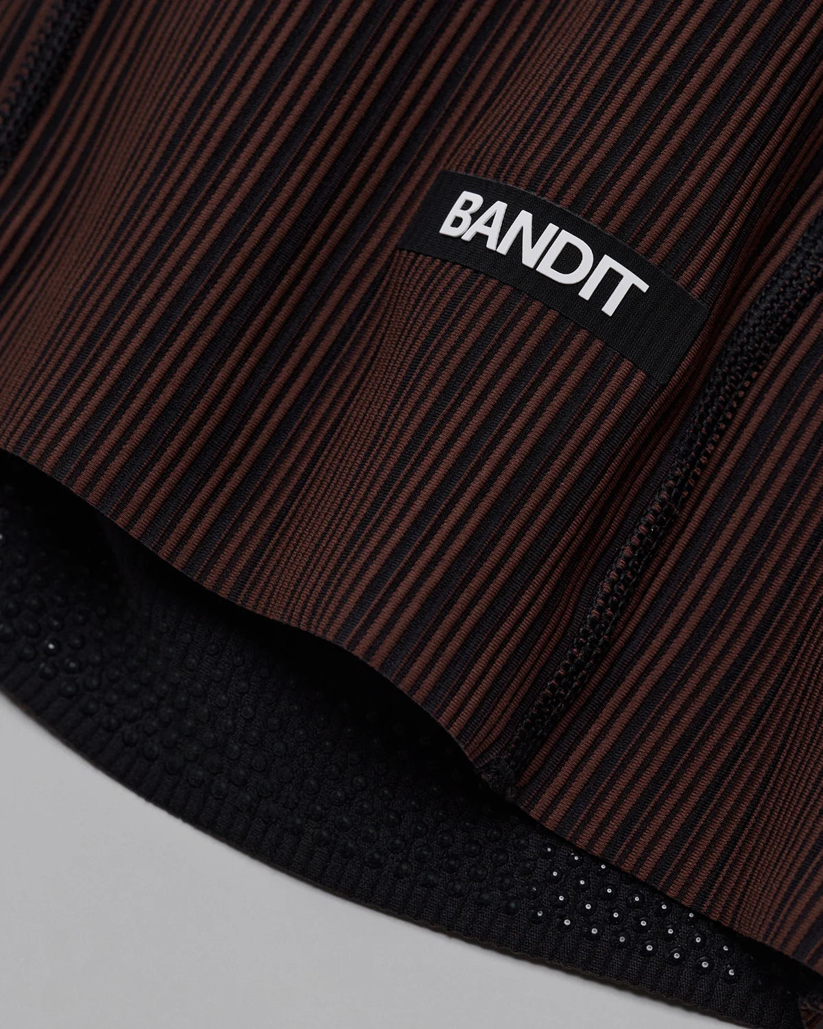 Bandit Running Women's Striped Cadence™ 5" Compression Shorts - Cacao / Black