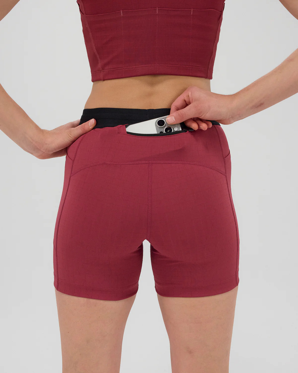 Bandit Running Gridlock™ 5" Compression Short, Women's - Berry