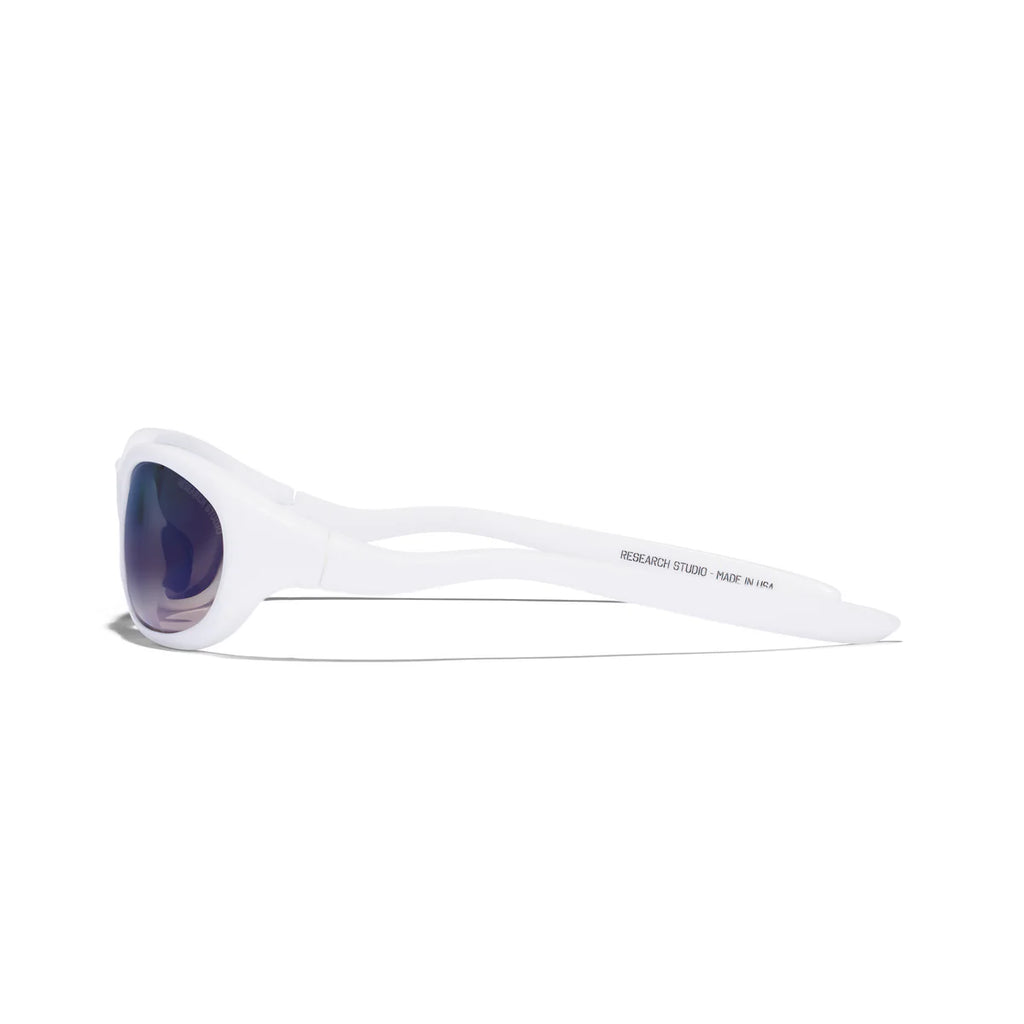 RESEARCH STUDIO™ PACE: Astro White - Gun Blue