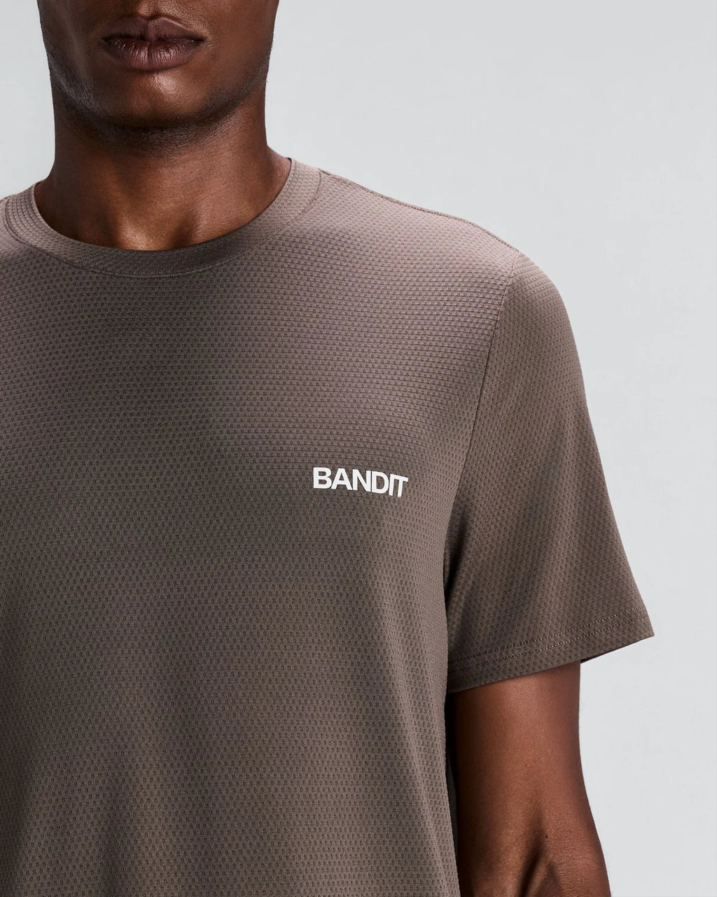 Bandit Men's Micromesh™ Run Tee - COCOA