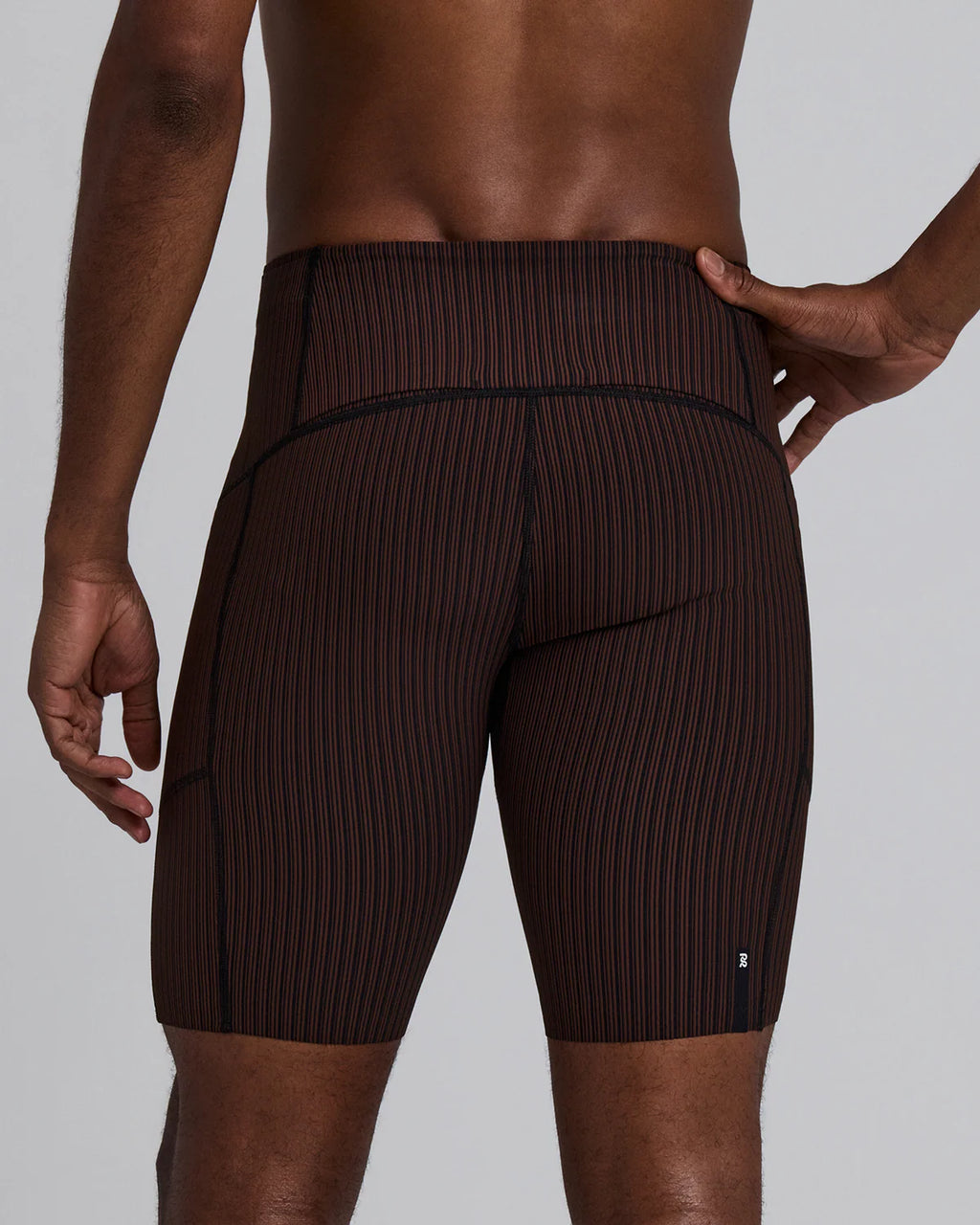 Bandit Running Men's Striped Cadence™ 7 Pocket Lined Half Tights - Cacao / Black