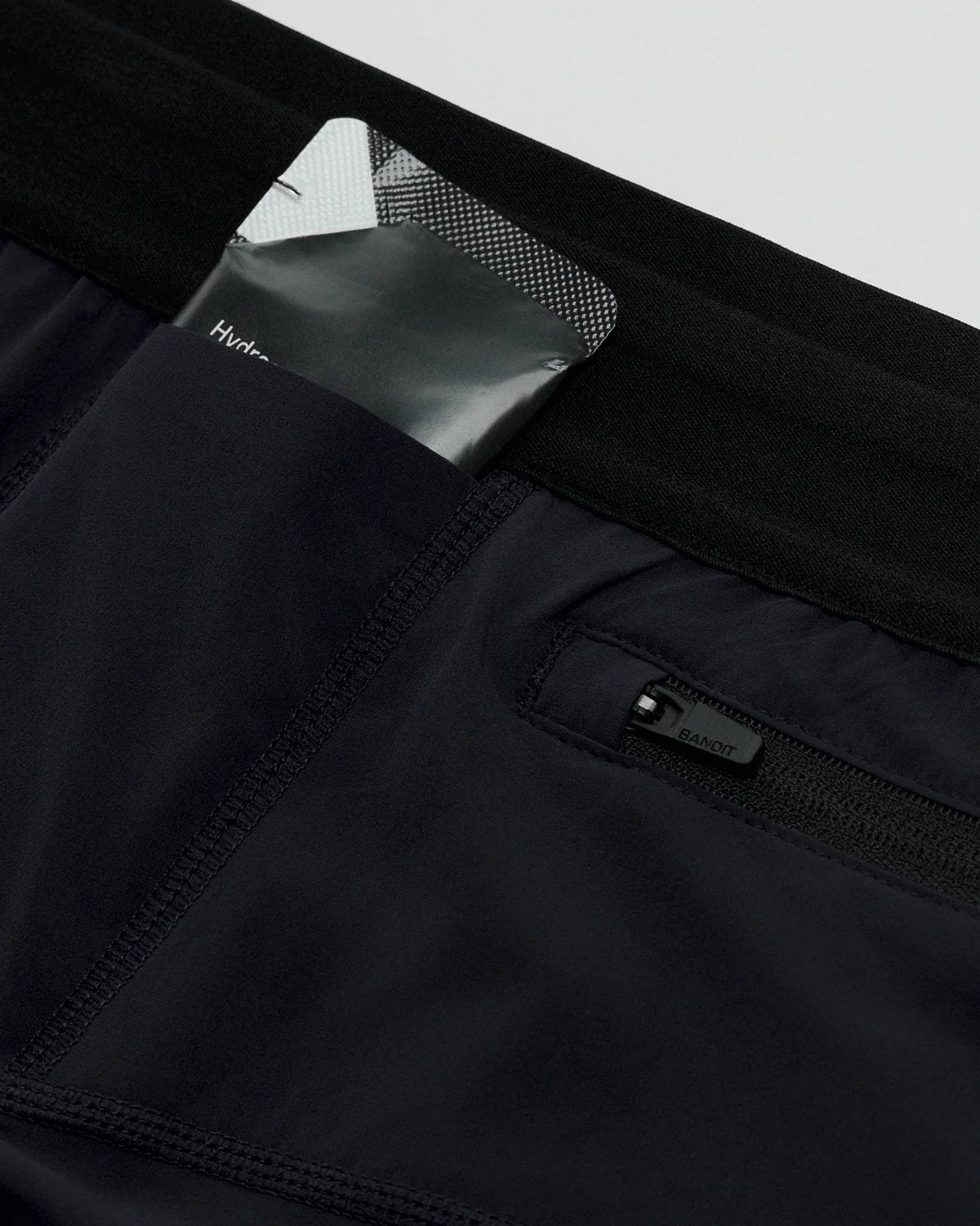 Bandit Running Men's SoLite™ 5 Pocket Quarter Tights - Black
