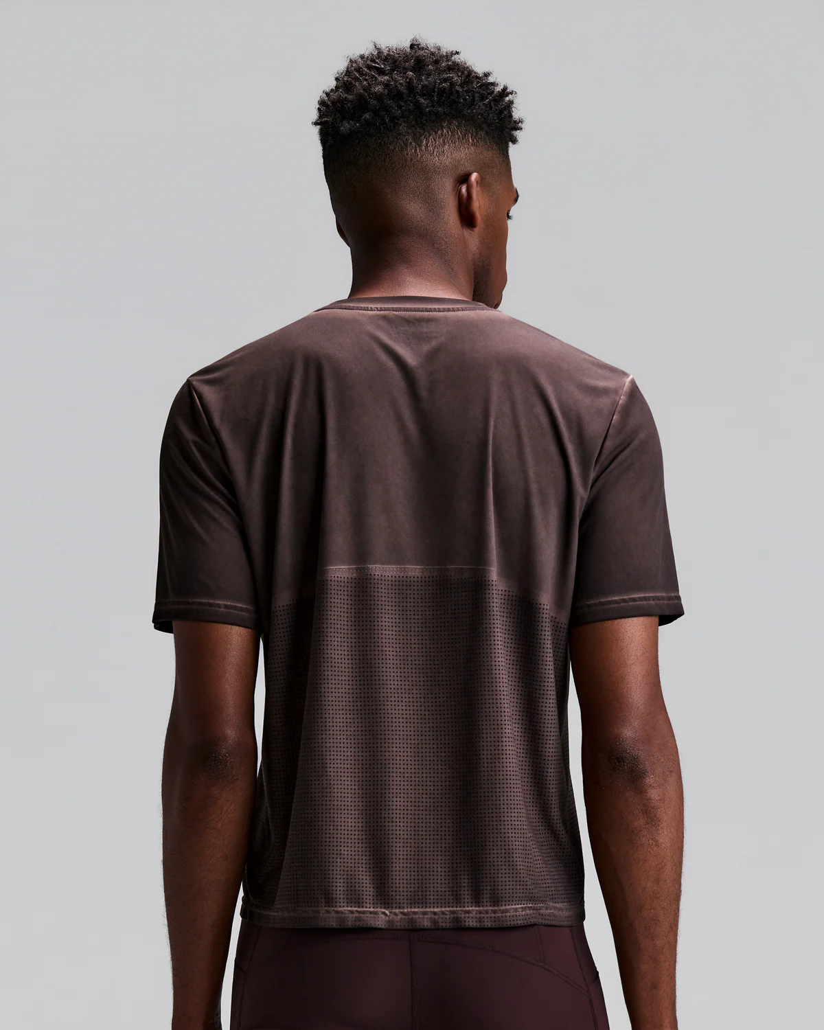 Bandit MEN'S FRIOSOFT™ PERFORATED BOX TEE - ESPRESSO