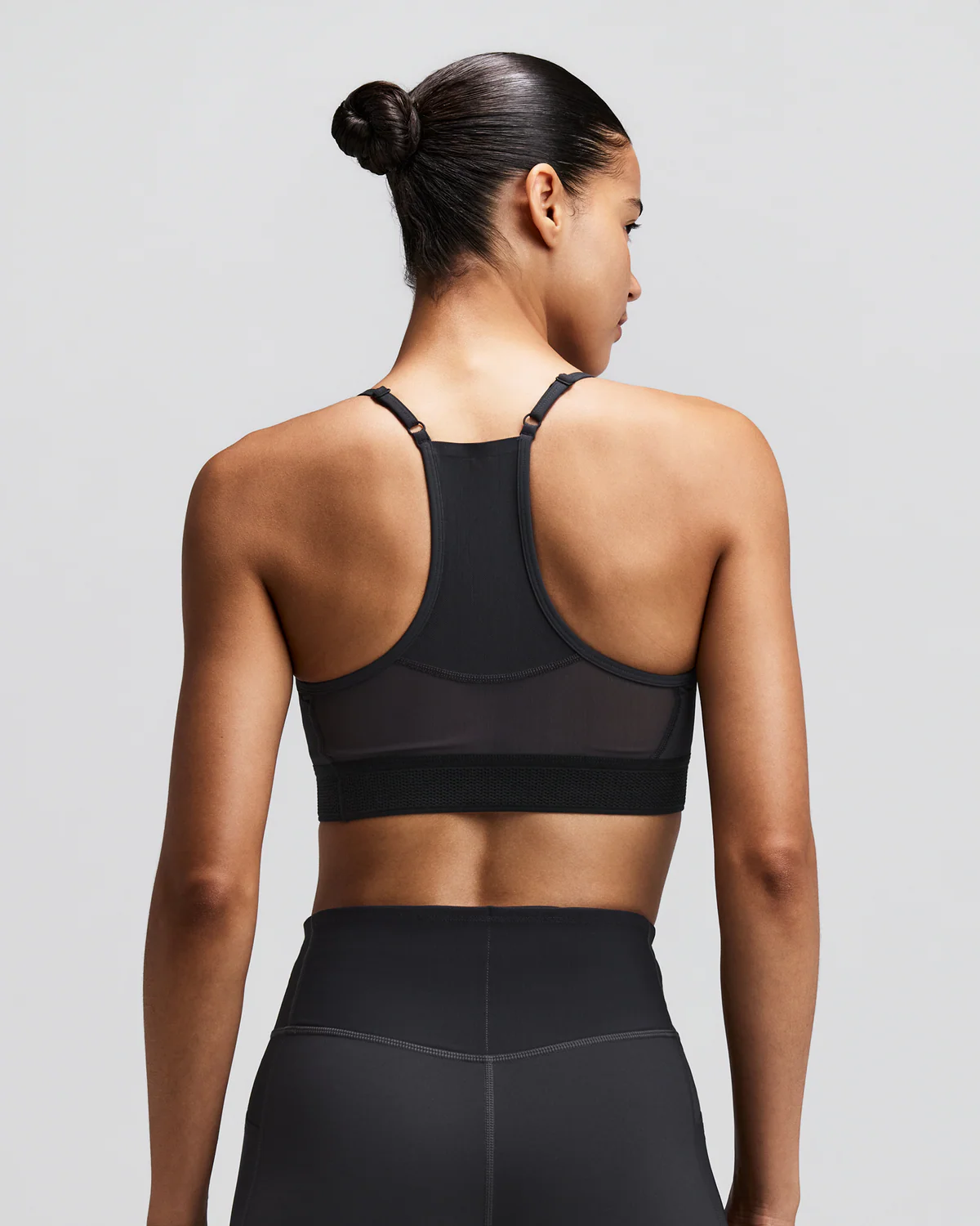 Bandit WOMEN'S STRIPED CADENCE™ STRAPPY RUN BRA -ANTHRACITE