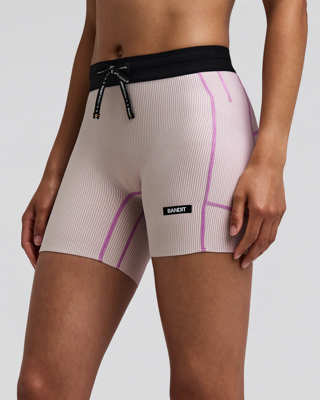 Bandit WOMEN'S STRIPED CADENCE™ 5" COMPRESSION SHORTS - PLASTER / ORCHID