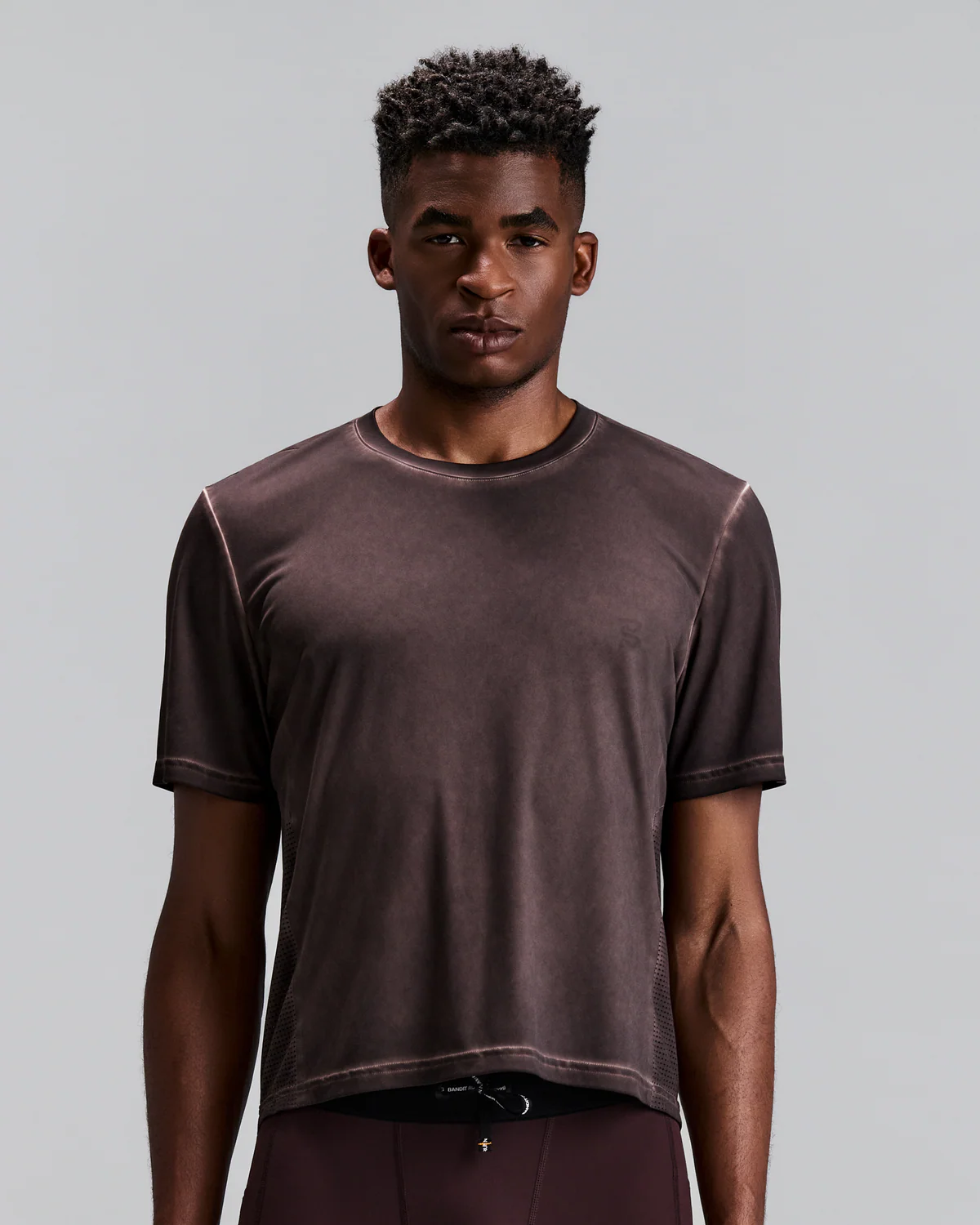Bandit MEN'S FRIOSOFT™ PERFORATED BOX TEE - ESPRESSO
