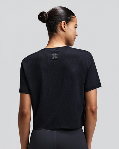 Bandit Women's Micromesh™ Cropped Run Tee - Black hover