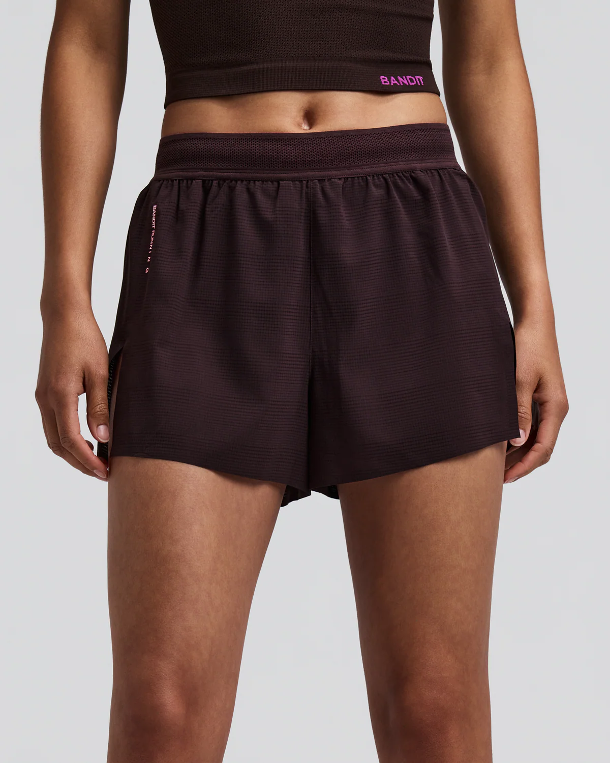 Bandit Women's CoolGrid™ 3" Split Shorts -Espresso