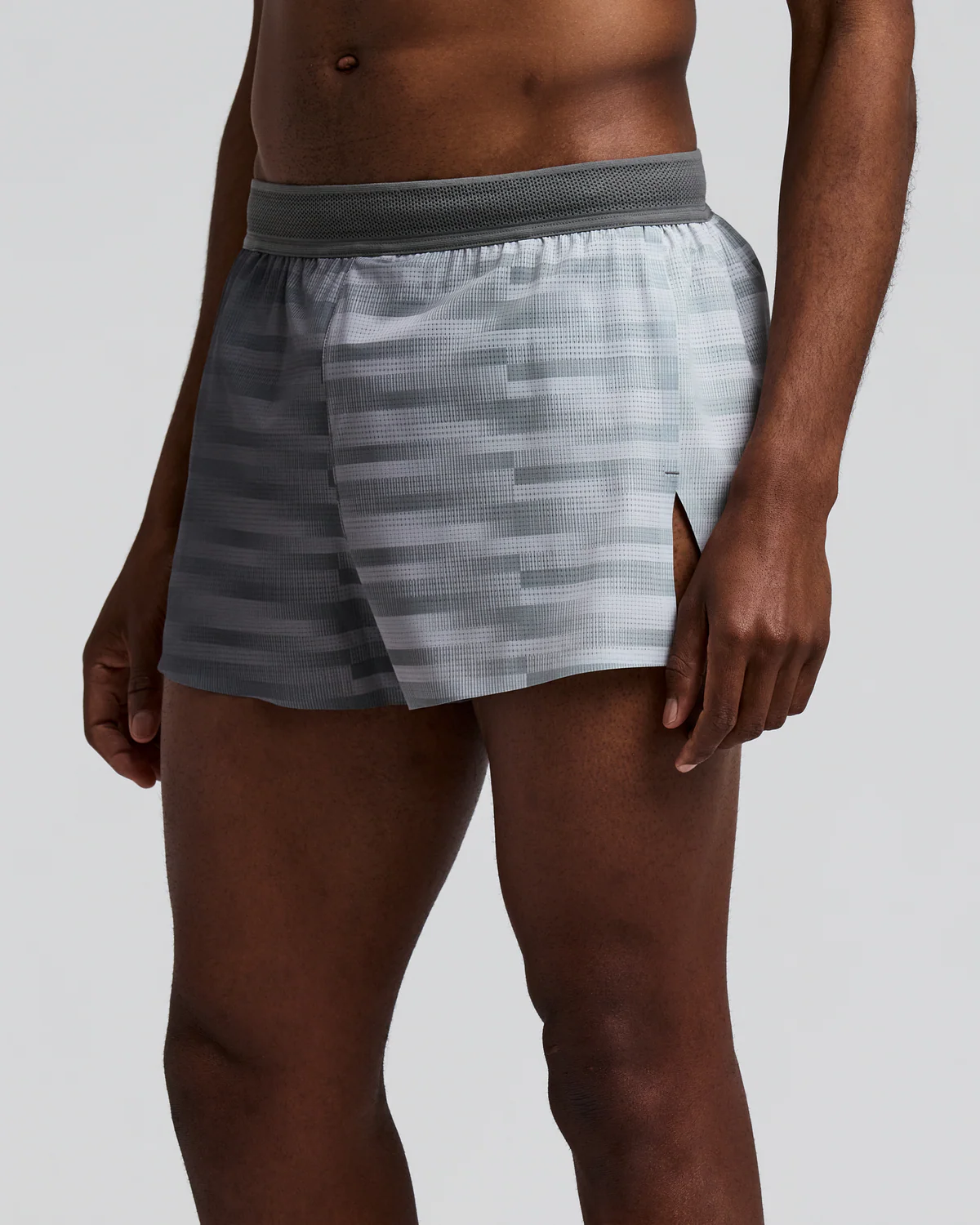 Bandit MEN'S COOLGRID™ 3" SPLIT SHORT - UNEVEN