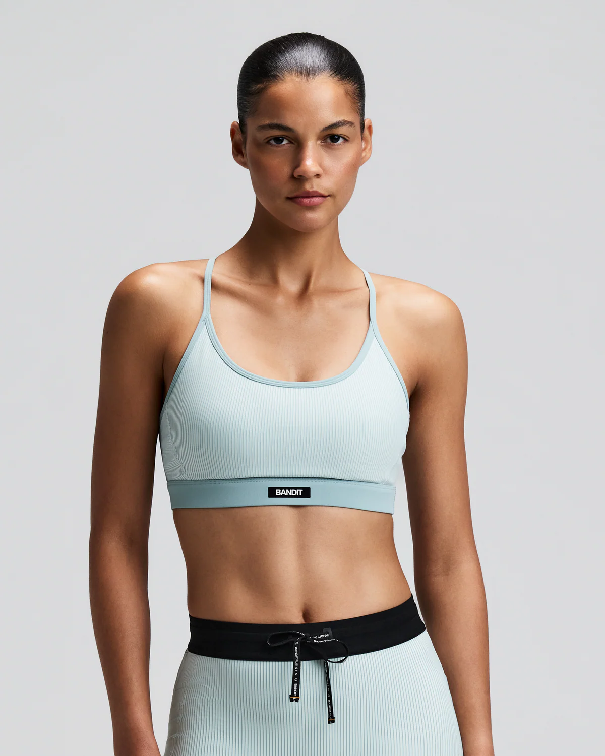 Bandit WOMEN'S STRIPED CADENCE™ STRAPPY RUN BRA - MIST / LAGOON